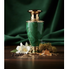 Fragrance World Jade EDP 100 ml — product in een gestileerde setting; zeer nabije close-up; op een witte achtergrond