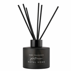 Royal Platinum Platinum SANDAL WOOD EDP 120 ml — товар спереди; крупный план; на белом фоне