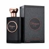 Fragrance World Demure Luxe EDP 100 ml — opakowanie produktu; bardzo bliskie ujęcie; na białym tle; najszersze kadrowanie