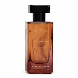 Royal Platinum ANATOLIAN Extrait de Parfum 100 ml — product van voren; close-up; op een witte achtergrond