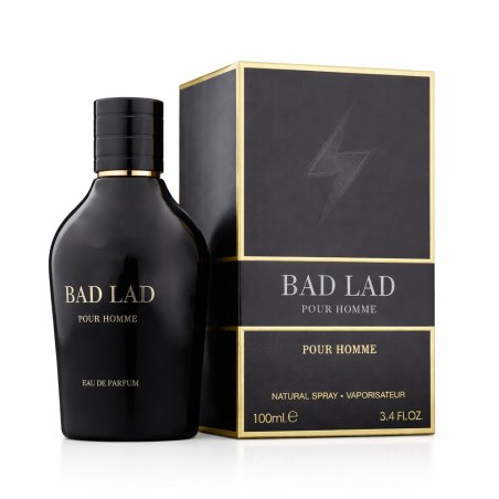 Fragrance World Bad Lad EDP 100 ml — товар и упаковка; крупный план; на белом фоне; самый близкий кадр