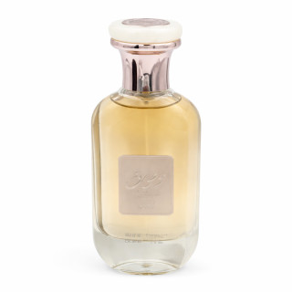 Lattafa Perfume Mousuf Daisy EDP 100 ml — продукт отпред; близък план; на бял фон