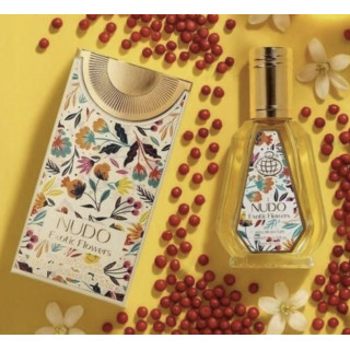 Fragrance World Nudo Exotic Flowers EDP 50 ml — toote vaade; väga lähivõte; valgel taustal; lähim kadreering