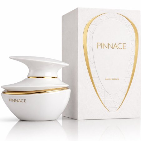 Fragrance World Pinnace White EDP 100 ml — упаковка товара; крупный план; на белом фоне; самый близкий кадр