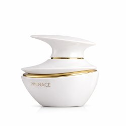 Fragrance World Pinnace White EDP 100 ml — produkt zepředu; široká kompozice; na bílém pozadí