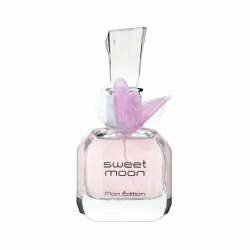 Fragrance World Sweet Moon Mon EDP 100 ml — товар спереди; полная композиция; на белом фоне