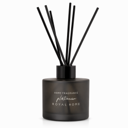 Royal Platinum GINGER CINNAMON EDP 120 ml — товар спереди; крупный план; на белом фоне