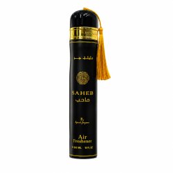 Lattafa Perfume Saheb 300 ml — товар спереди; крупный план; на белом фоне