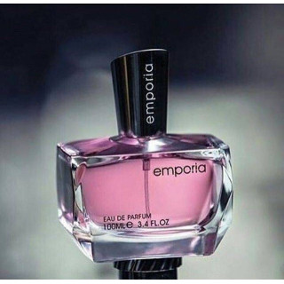 Fragrance World Emporia EDP 100 ml — vista do produto; grande plano muito aproximado; sobre fundo claro