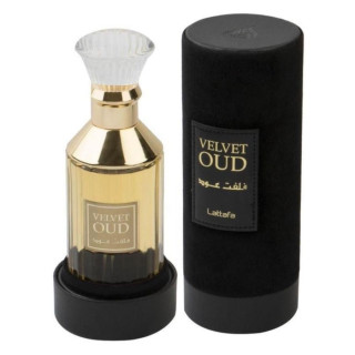 Lattafa Perfume Velvet Oud EDP 100 ml — изображение товара; крупный план; на белом фоне; самый близкий кадр