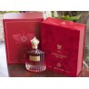 Fragrance World Monarch Queen EDP 100 ml — produktas ir pakuotė; stambus planas; baltame fone; artimiausias kadras