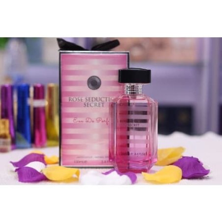 Fragrance World Rose Seduction Secret EDP 100 ml — изображение товара; очень крупный план; на белом фоне