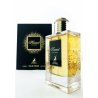 Lattafa Perfume Kismet EDP 100 ml — produktas ir pakuotė; visa kompozicija; baltame fone; plačiausias kadras