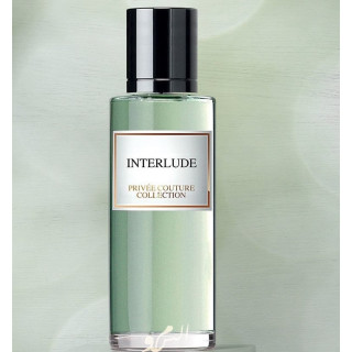 Lattafa Perfume Interlude EDP 30 ml — toote vaade; väga lähivõte; valgel taustal; lähim kadreering