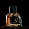 Vertus Paris Niche Perfume Amber Elixir EDP 100 ml — изображение товара; крупный план; на тёмном фоне; самый близкий кадр