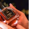 Vertus Paris Niche Perfume OMBRE EDP 100 ml — изображение товара; очень крупный план; на цветном фоне