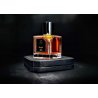 Vertus Paris Niche Perfume OMBRE EDP 100 ml — изображение товара; очень крупный план; на деревянной поверхности