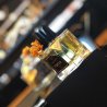 Vertus Paris Niche Perfume Monarch EDP 100 ml — изображение товара; очень крупный план; на тёмном фоне