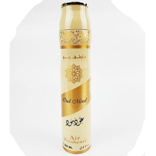 Lattafa Perfume Oud Mood 300 ml — изображение товара; крупный план; на белом фоне; самый широкий кадр