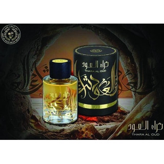 Lattafa Perfume Thara Al Oud EDP 100 ml — produktas ir pakuotė; stambus planas; baltame fone
