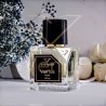 Vertus Paris Niche Perfume AURAMBER EDP 100 ml — товар и упаковка; очень крупный план; на светлом фоне