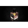 Vertus Paris Niche Perfume ORIENTAL ROSE EDP 100 ml — productweergave; zeer nabije close-up; op een witte achtergrond