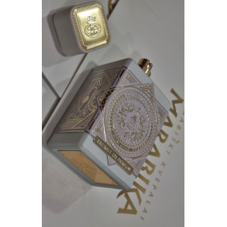 Fragrance World Glorious Oud Royal Blanc EDP 80 ml — tuotekuva; erittäin tiukka lähikuva; valkoisella taustalla; väljin rajaus