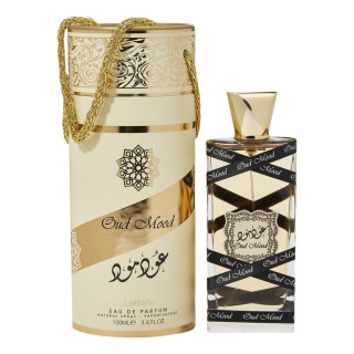 Lattafa Perfume Oud Mood EDP 100 ml — productweergave; close-up; op een witte achtergrond; ruimste kadrering