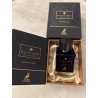 Zaffiro Collection Crafted Oud 100 ml — product en verpakking; zeer nabije close-up; op een witte achtergrond; ruimste kadrering