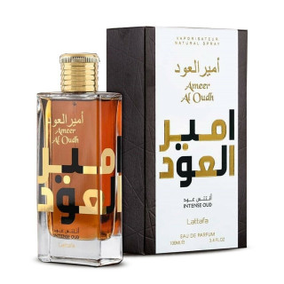 Lattafa Perfume Ameer Al Oudh Intense EDP 100 ml — produs și ambalaj; prim-plan; pe fundal alb
