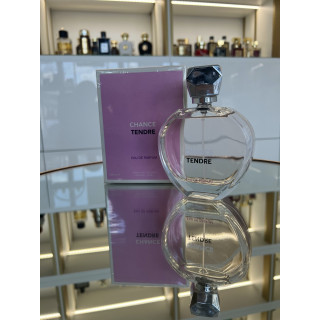 Fragrance World Chance Tendre EDP 100 ml — vue du produit; très gros plan; sur fond blanc; cadrage le plus large
