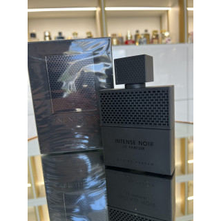 Fragrance World Intense Noir Le Parfum EDP 100 ml — изображение товара; очень крупный план; на белом фоне; самый широкий кадр