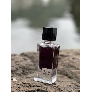 Fragrance World Black Afgano EDP 60 ml — товар и упаковка; очень крупный план; на белом фоне