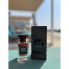 Fragrance World Ebony Fume EDP 80 ml — produktas ir pakuotė; stambus planas; ant stalo