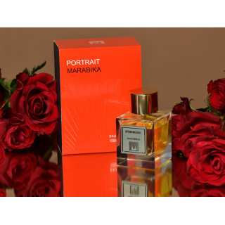 MARABIKA Portrait EDP 100 ml — товар в стилизованной композиции; очень крупный план; с цветами