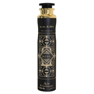 Lattafa Perfume Bade'e Al Oud Oud for Glory 300 ml — изображение товара; крупный план; на белом фоне; средний план