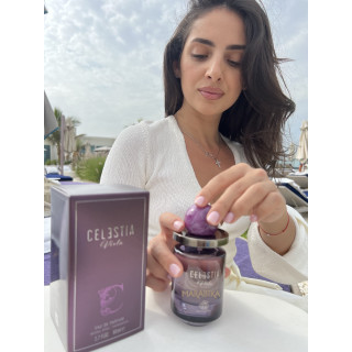 Fragrance World Celestia Viola EDP 100 ml — продукт в стилизирана композиция; много близък план; на бял фон