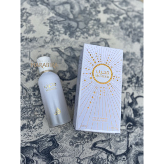 Fragrance World FW Athoor Al Alam Muheeb EDP 100 ml — изображение товара; очень крупный план; на белом фоне