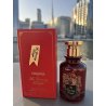 An Evening Twilight EDP 100 ml — товар в стилизованной композиции; очень крупный план; на открытом воздухе; самый широкий кадр