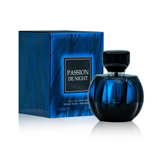 Fragrance World Passion De Night EDP 100 ml — toode ja pakend; lähivaade; valgel taustal; kõige laiem kadreering