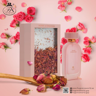 Fragrance World Roses D’emotion EDP 100 ml — toode stiliseeritud keskkonnas; väga lähivõte; lilledega