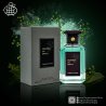 Fragrance World Pepper so Spicy EDP 100 ml — товар в стилизованной композиции; очень крупный план; на тёмном фоне