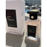 Fragrance World White As Tuberose EDP 100 ml — toote pakend; väga lähivõte; valgel taustal; kõige laiem kadreering