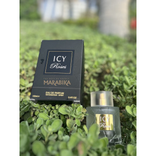 Fragrance World Icy Roses EDP 100 ml — toode stiliseeritud keskkonnas; väga lähivõte; roheluse keskel; kõige laiem kadreering
