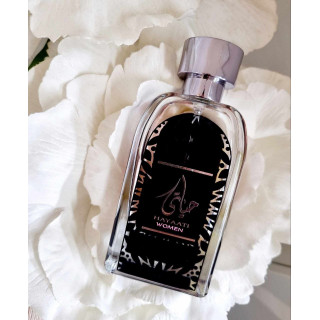 Lattafa Perfume Hayaati Woman EDP 100 ml — изображение товара; очень крупный план; на белом фоне
