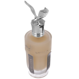 Lattafa Perfume Al Hur So Wild EDP 100 ml — produktvisning; nærbillede; på hvid baggrund; tætteste udsnit