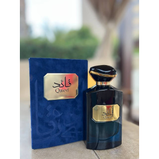 Fragrance World Qa'ed EDP 100 ml — товар и упаковка; очень крупный план; на белом фоне