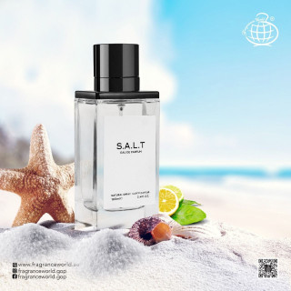 Fragrance World S.A.L.T EDP 100 ml — товар в стилизованной композиции; очень крупный план; на светлом фоне