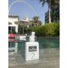 Fragrance World The player 2 EDP 100 ml — товар в стилизованной композиции; очень крупный план; у воды