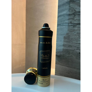 Lattafa Perfume KHAMRAH 300 ml — изображение товара; очень крупный план; на белом фоне; самый широкий кадр